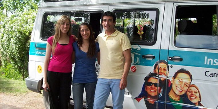 Egresados de Fesat promocionaron las carreras en San Carlos.