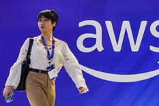 La interrupción intermitente del servicio afectó a importantes plataformas de redes sociales como Snapchat y Reddit, bancos como Lloyds y Halifax, y juegos como Roblox y Fortnite. La interrupción intermitente del servicio afectó a importantes plataformas de redes sociales como Snapchat y Reddit, bancos como Lloyds y Halifax, y juegos como Roblox y Fortnite.