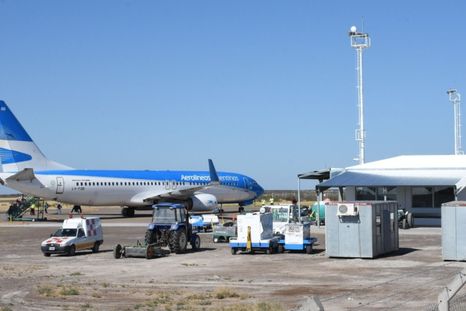 Tengo una bomba: hizo un chiste, provocó que un avión aterrizara en una ruta y fue detenido