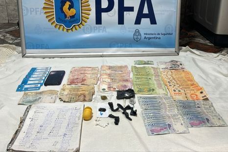 La PFA desbarató un búnker de drogas que operaba en pleno centro mendocino Foto: Policía Federal Argentina