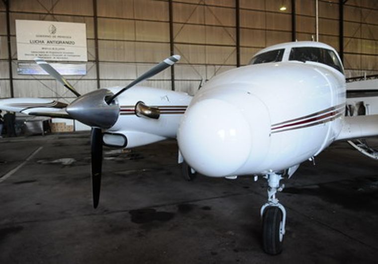 Los aviones de la lucha activa deberán volar el sábado contra el granizo. Foto: Nacho Gaffuri / MDZ