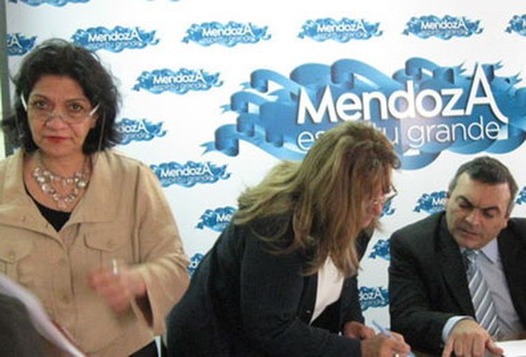 Ibáñez además anunció un concurso nacional sobre composiciones clásicas.