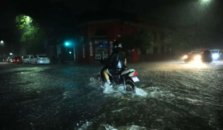 Las fuertes lluvias en Tucumán provocaron grandes inundaciones en distintas localidades.
