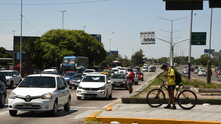 El tránsito se prepara para la vuelta a clases.