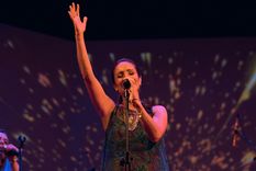 abandono su profesion siguiendo un sueno y sera la unica argentina en un importante show internacional