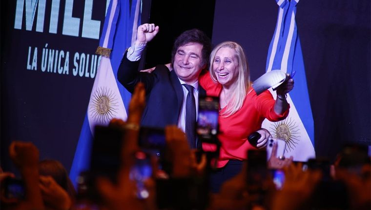 Javier Milei junto a su hermana Karina. Foto: Pedro Ramos /MDZ