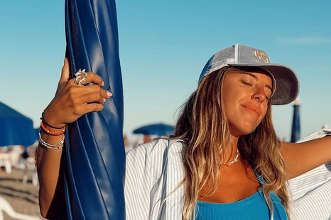 Nati Jota deslumbra en La Feliz con su estilo playero. Foto: Instagram
