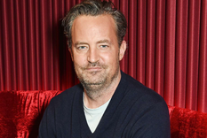 Las actuaciones más icónicas de la carrera de Matthew Perry Matthew Perry nació el 19 de agosto de 1969 en Williamstown, Massachusetts, Estados Unidos. Foto: Shutterstock