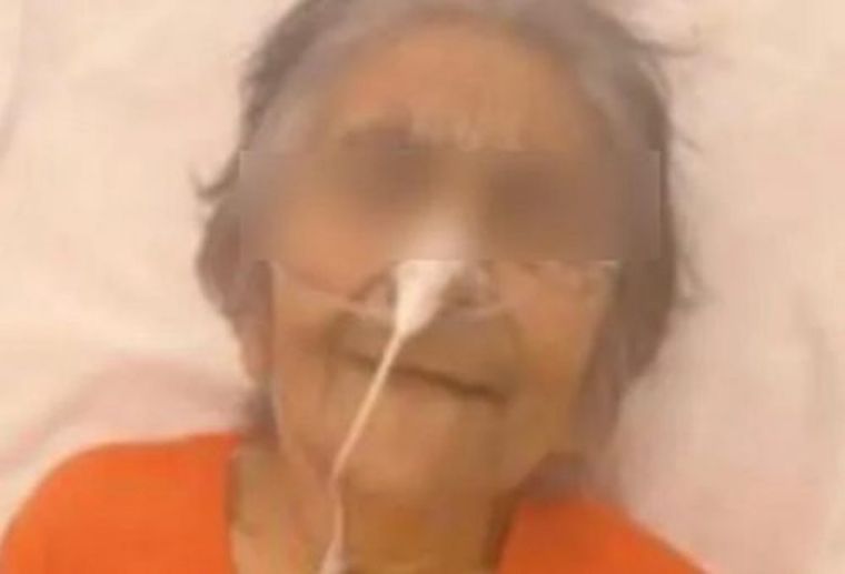 Doña Ursulina no puede comunicarse, pero logró esbozar una sonrisa