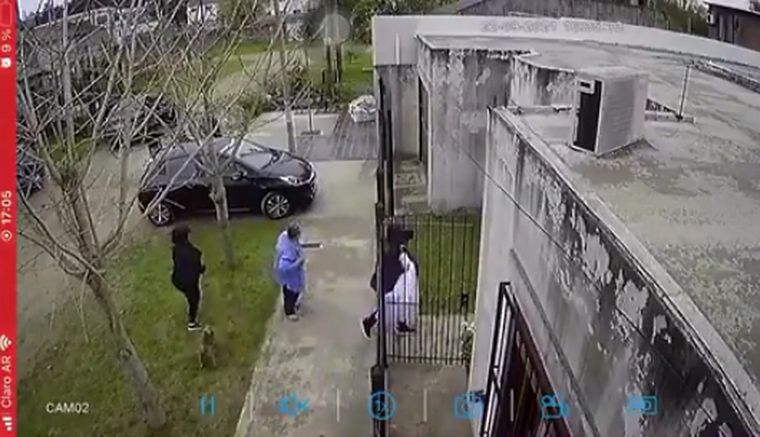 Cuatro mujeres sufrieron un momento de terror en Quilmes.