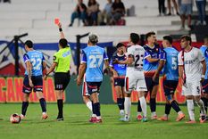 Fueron expulsados Alexis Cuello (San Lorenzo) y Matías Pérez (Cerro Porteño) por un cruce picante.