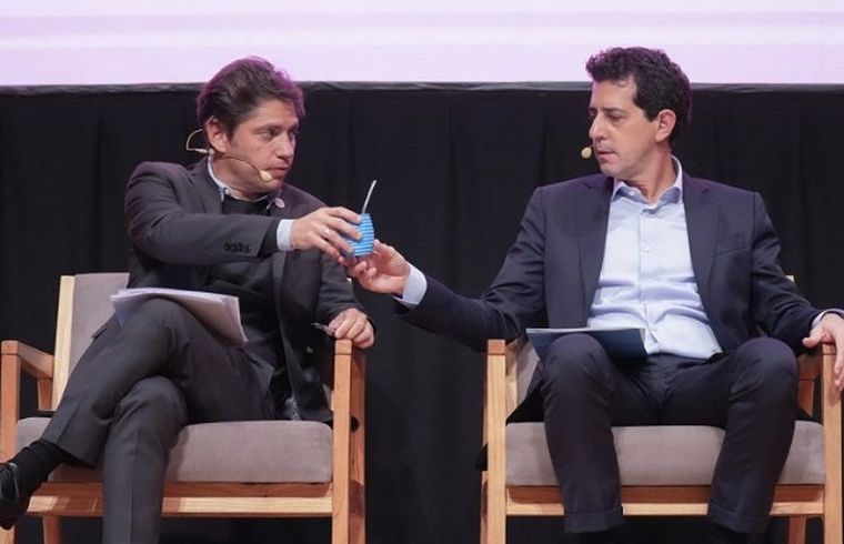 Ayer aliados, hoy enfrentados: De Pedo y Kicillof compartiendo un mate en tiempos de paz Foto: Noticias Argentinas