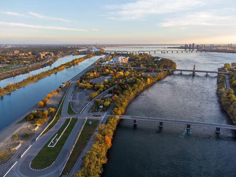 Imagen aérea del circuito Gilles Villeneuve en Montreal, Canadá. La Fórmula 1 confirmó su continuidad en el calendario hasta el 2035. Imagen aérea del circuito Gilles Villeneuve en Montreal, Canadá. La Fórmula 1 confirmó su continuidad en el calendario hasta el 2035.