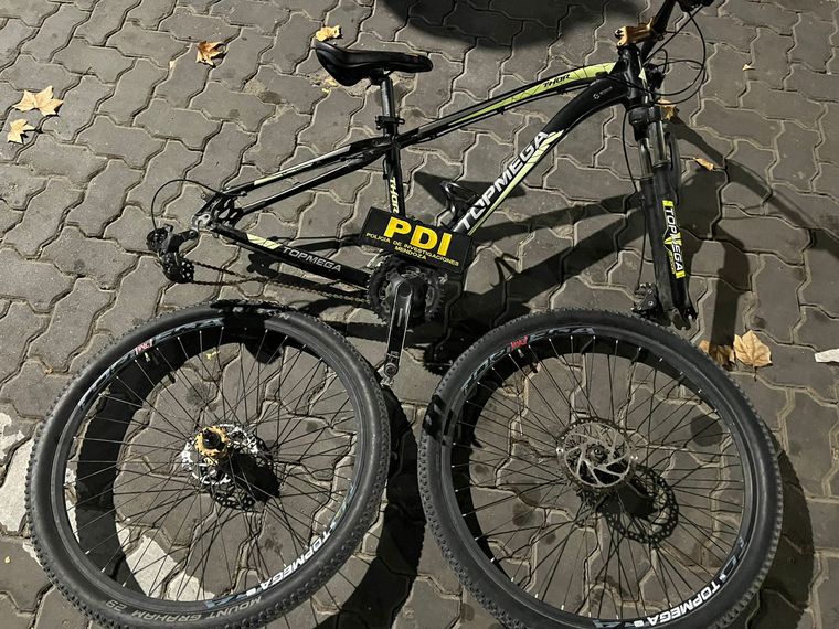 La bicicleta Top Mega recuperada el viernes en Las Heras. La bicicleta Top Mega recuperada el viernes en Las Heras.