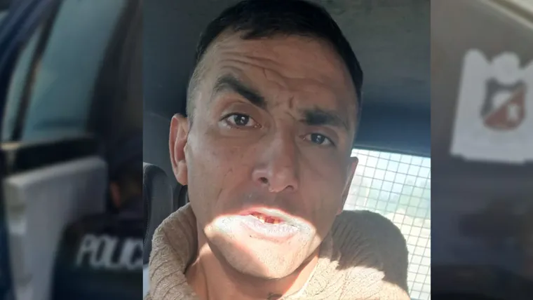 La foto de Víctor Bravo Morón, uno de los presos fugados, tras ser recapturado este viernes. La foto de Víctor Bravo Morón, uno de los presos fugados, tras ser recapturado este viernes.