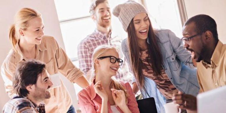 Se debe tener ciertos límites a la hora de hacer bromas en el trabajo Foto: Shutterstock