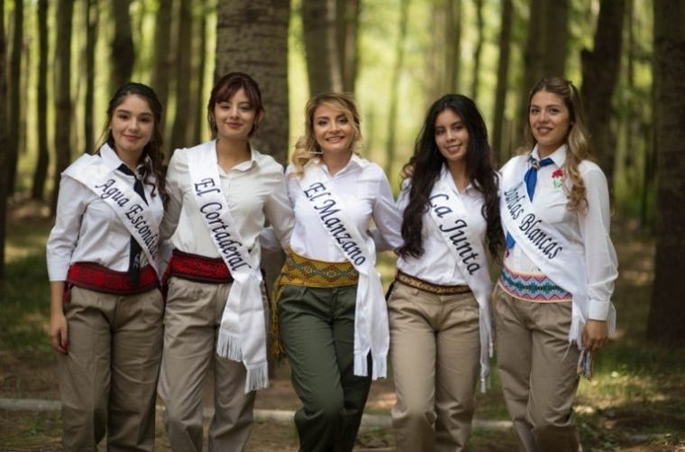 Las candidatas que pretenden el cetro malargünio.