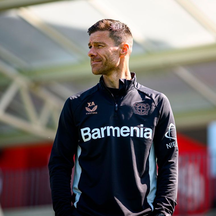 Xabi Alonso dirigirá al Chelsea de Enzo Fernández a partir de la próxima temporada. Xabi Alonso dirigirá al Chelsea de Enzo Fernández a partir de la próxima temporada.