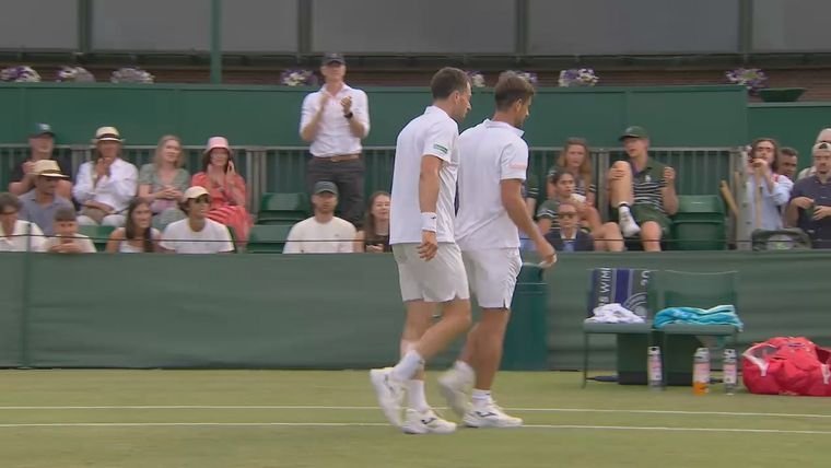 Navone se quedó sin respuestas y Djokovic arrasó en Londres &nbsp;