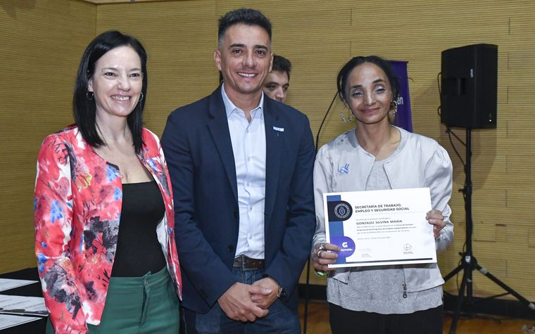 María Inés Ramos, funcionaria del Ministerio de Capital Humano en Mendoza, junto al intendente radical de Guaymallén, Marcos Calvente. María Inés Ramos, funcionaria del Ministerio de Capital Humano en Mendoza, junto al intendente radical de Guaymallén, Marcos Calvente.