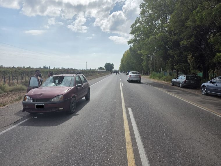 El Ford Fiesta que impactó a la víctima en el carril Chimbas. Foto: MDZ.