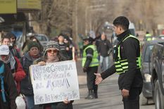 El caravanazo llegó a las 11.30 a la audiencia paralela por San Jorge.&nbsp;