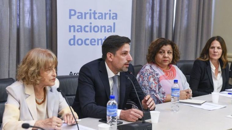 La paritaria docente comienza hoy en el ministerio de Educación