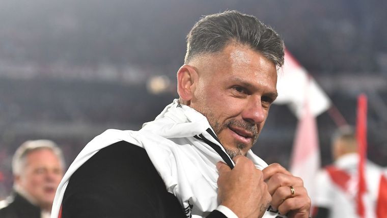 Martín Demichelis sacó chapa. Foto: Télam