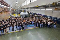 Mercedes-Benz Camiones y Buses celebra su cuarto aniversario Mercedes-Benz Camiones y Buses celebra su cuarto aniversario