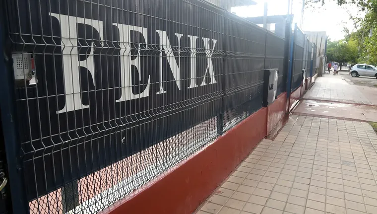 Activaron el protocolo de seguridad en la Escuela Fenix de Guaymallén, tras el caso de un alumno que assistió con un arma blanca.