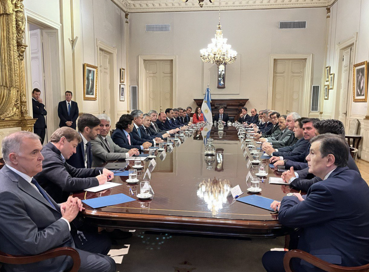 Quiénes son los gobernadores que enviarán a sus vices a la reunión en Rosada Foto: Twitter de la Oficina del Presidente