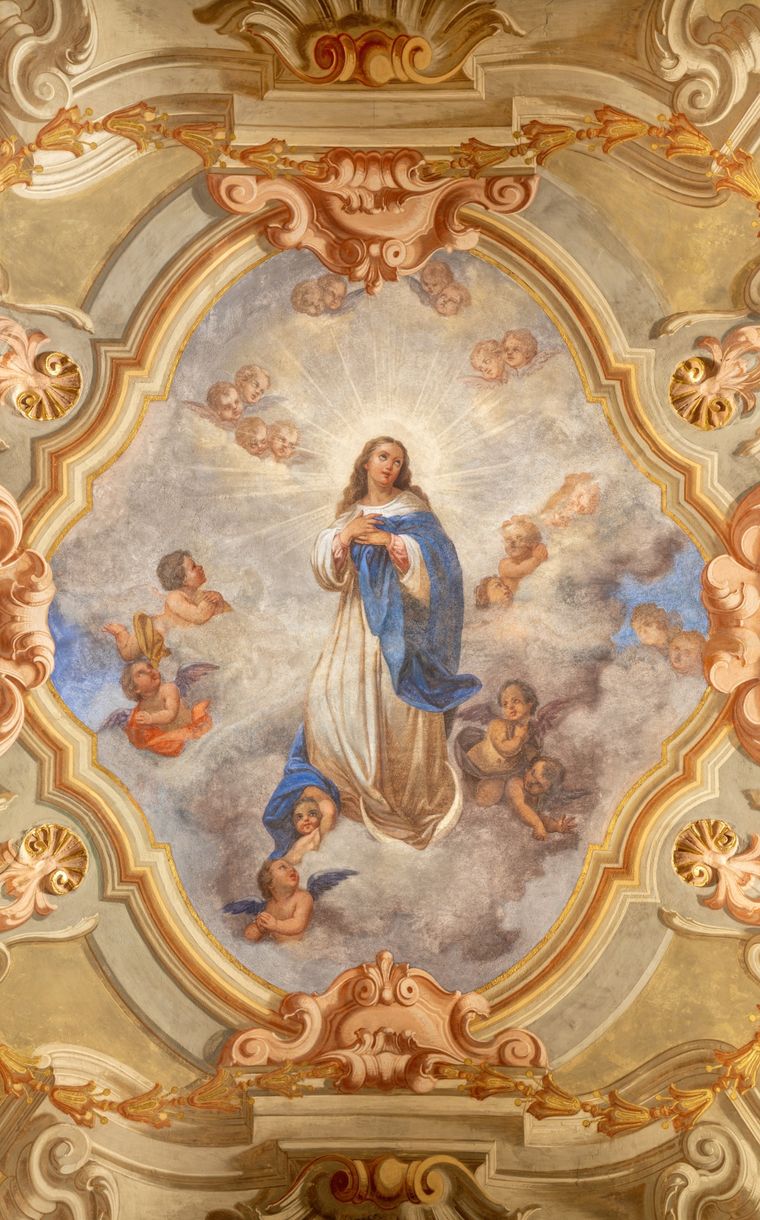 Inmaculada Concepción Fresco de la iglesia de San Pantaleón de Venecia, realizado por Giacomo Gnifetti en el siglo XVIII Foto: Shutterstock