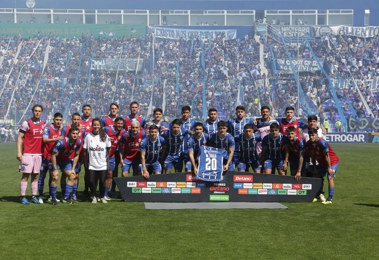 Godoy Cruz está transitando una temporada para el olvido, pero tiene por delante un mes clave.