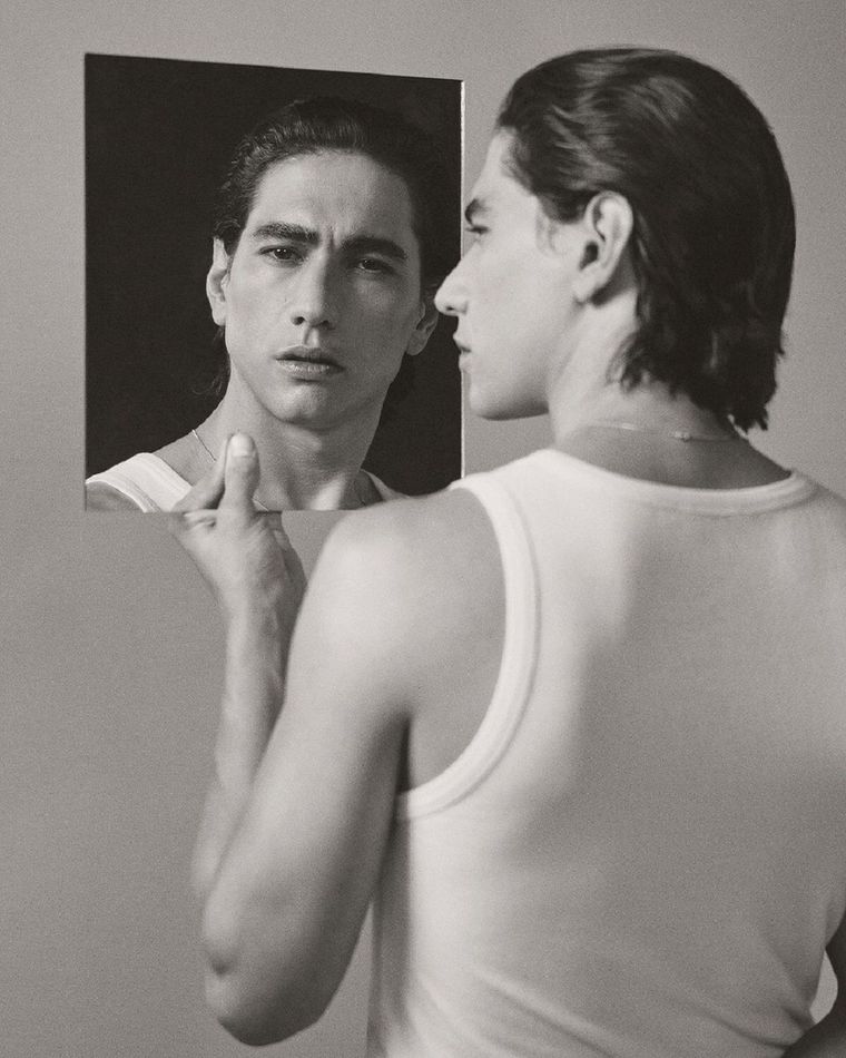 Enzo Vogrincic, de actor internacional a modelo. Foto: Zara Man