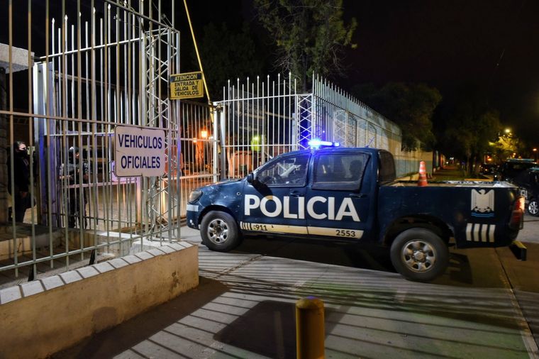 Obligaciones y derechos Ayer se vivieron horas de tensión en el penal mendocino. Foto: Archivo