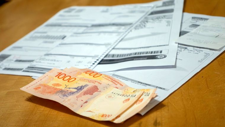 El Gobierno tomó una resolución que afecta a los municipios y el pago de servicios. Foto: Santiago Tagua/MDZ