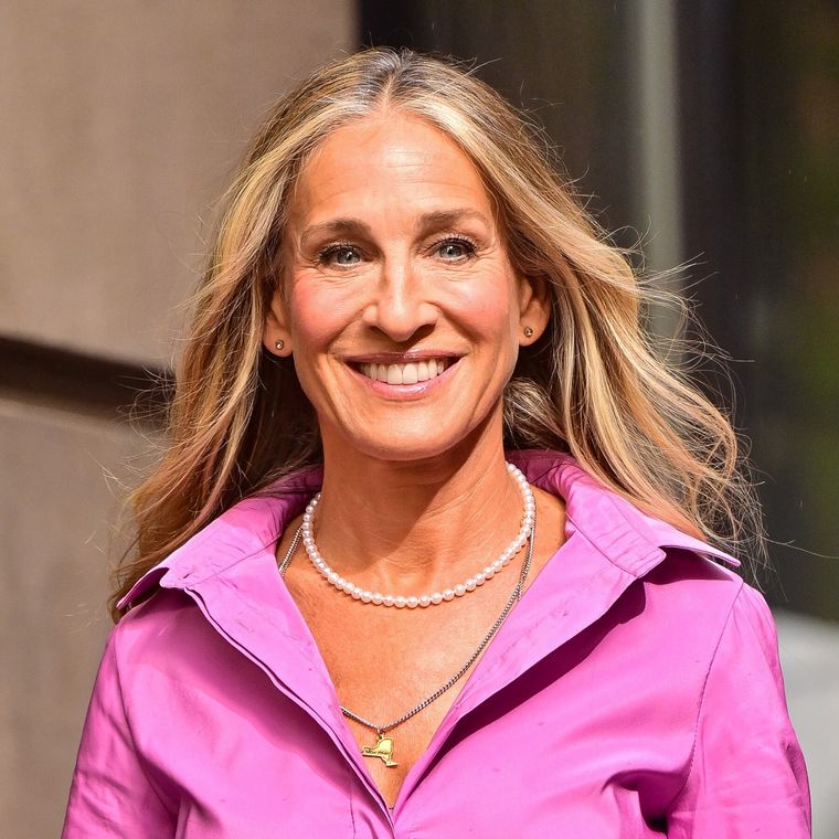 Sarah Jessica Parker sabe cómo usar ese estilo tan informal pero dándole toques formales Foto: The New York Times
