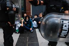 Tras los incidentes, 124 personas fueron detenidas. Foto: EFE