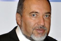 lieberman critica el perdon pedido por israel a turquia