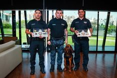 Los policías Lucas Badra y Franco Cabrera fueron ascendidos de manera extraordinaria tras haber encontrado a Esmeralda, la niña de dos años que había desaparecido en Cosquín﻿.