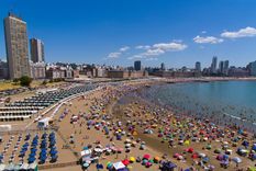 Las playas públicas de Mar del Plata aún no cuentan con un protocolo a días de la temporada de verano