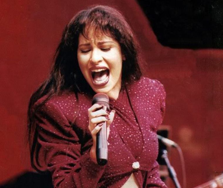 Yolanda Saldívar, la mujer que asesinó a sangre fría a Selena Quintanilla, estaría en el derecho de presentarse ante un juez Foto: Selena Quintanilla / Instagram