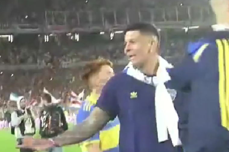 Después de la pelea, Rojo se cruzó con algunos hinchas de River