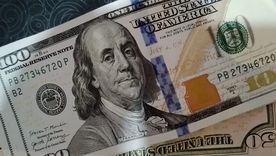 a cuanto cotiza el dolar y el blue mientras el gobierno espera un nuevo desembolso