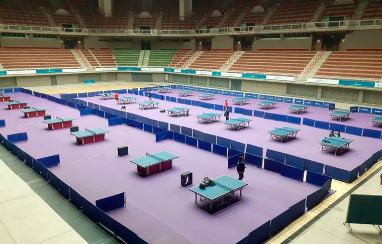 El miércoles y jueves será el turno de la modalidad por equipos, el viernes lo hará dobles masculino, femenino y mixto; mientras que sábado y domingo cerrará individuales.