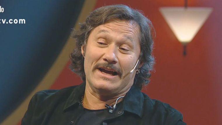 El artista confesó que correr es el secreto de su vitalidad y su terapia personal. / Captura TV