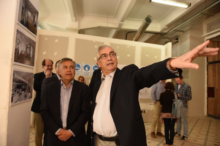 El empresario Luis Robbio junto a Cornejo. Foto: Prensa Gobierno de Mendoza.