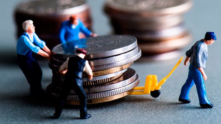 Las tasas anuales que ofrecen los bancos privados están entre el 27% y  el 30,5%