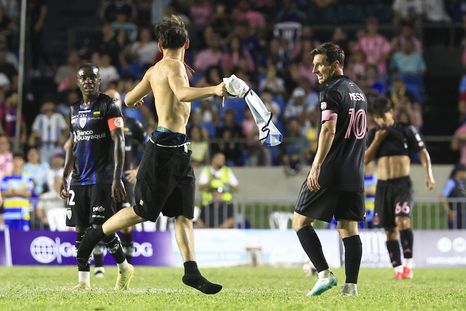 El público de Puerto Rico, enloquecido con Lionel Messi en el amistoso entre Inter Miami e Independiente del Valle. El público de Puerto Rico, enloquecido con Lionel Messi en el amistoso entre Inter Miami e Independiente del Valle.