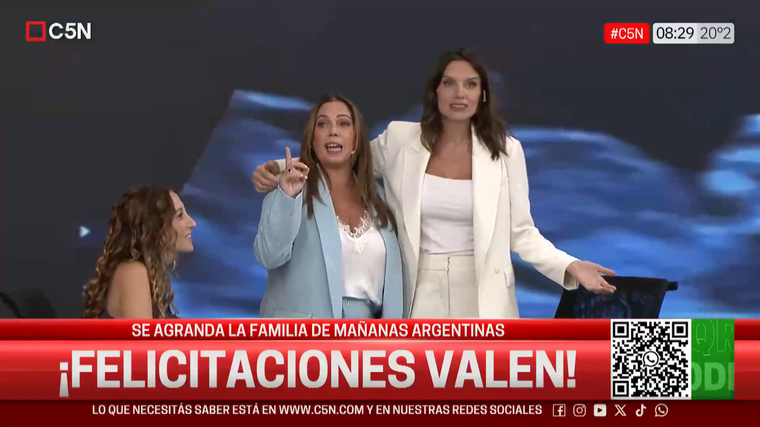 Valentina, la periodista de C5N que anunció su embarazo en vivo. Valentina, la periodista de C5N que anunció su embarazo en vivo.